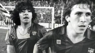 Subastan camisetas únicas y objetos personales de Diego Maradona: cuándo y cómo participar