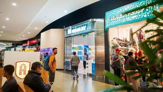 Stanley se agranda en Unicenter: inauguró tienda con colección de Messi como protagonista