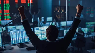 Rival de Bitcoin puede subir 25% y tiene el apoyo de Binance