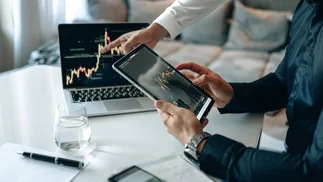 Cae el precio de Bitcoin: dónde se refugia hoy el dinero del mercado cripto