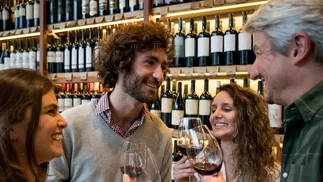 La Noche de las Vinotecas: cuándo es el evento ideal para los amantes del buen vino