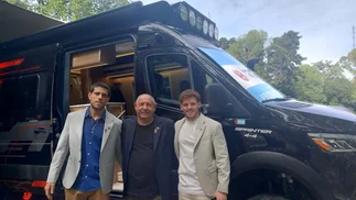 Esta empresa argentina convierte motorhomes aburridos en 'bestias' 4x4