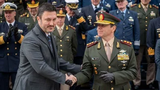 El Gobierno mueve una pieza clave para recuperar el principal tanque del Ejército