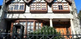 Una casona del exsecretario de Kirchner salió a subasta: cómo es y cuánto se pagó