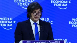 Milei tuvo un discurso menos explosivo en Davos, pero dejó una llamativa definición
