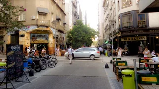 Cambia el sentido de una importante calle del centro porteño