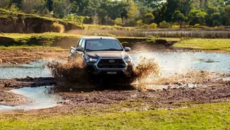 Créditos en 18 cuotas a tasa 0% para comprar la camioneta Toyota Hilux