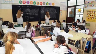 Ayuda Escolar Anual: a cuánto asciende, dónde se tramita y quién puede cobrarla