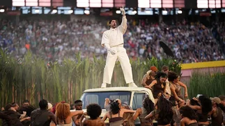 El show de Bad Bunny en el Super Bowl dispara los pedidos de clases de español