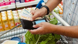Según una consultora internacional, ya hay síntomas de una recuperación del consumo