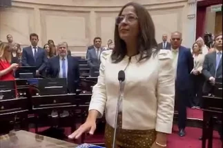 Moisés criticó a La Cámpora y a Cristina tras asumir en el Senado: 'Es parte del problema'