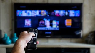 Cómo ver TV por cable GRATIS en 2026