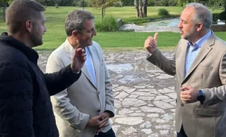 Reapareció Sergio Massa: se reunió con un intendente y se mostró en Mendoza