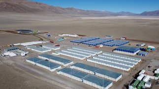 Gigante minero acelera en Argentina con la primera exportación de litio a China