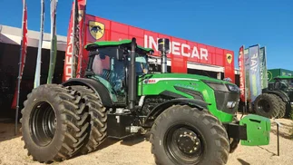 Inédito: empresa regala tractores con la compra de una sembradora por bajas ventas