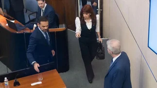 Cristina Kirchner denunció prácticas mafiosas y apuntó al impacto judicial de sus causas