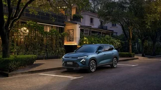 Chrevrolet ya vende su primer auto híbrido enchufable en Argentina