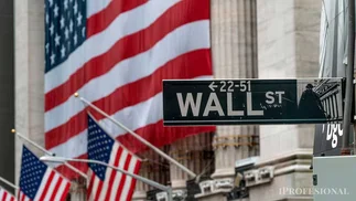 Por qué caen acciones argentinas en Wall Street y el riesgo país no cede