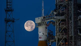 Cuánto cuesta volver a la Luna y por qué la NASA apuesta cifras récord en Artemis