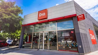 Procesan a Día Argentina por presunta evasión previsional y lo embargan por $800 millones