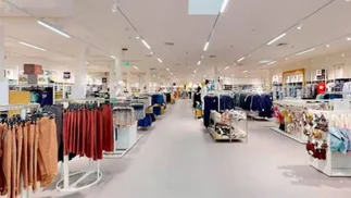 Marca europea de moda low cost llega a Argentina con ropa accesible y seis megatiendas