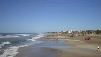 Playas solitarias y familiares: cuál es el refugio de la Costa Atlántica para escapadas
