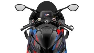 En medio de la avalancha china, BMW lanza una moto inédita en el país
