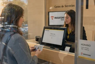 Cobro Express se asocia con Carrefour y consolida modelo integral de servicios financieros