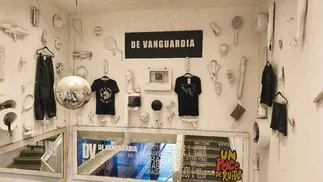 Qué tiene esta feria de ropa argentina que resiste mientras lo importado inunda el país