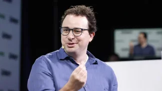 CEO de Anthropic pidió desacelerar el desarrollo de la IA y recibió apoyo de Altman y Musk