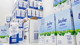 Gigante lácteo acumula 7 meses sin producir, medio año sin pagar sueldos y deuda sideral