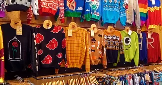 Marca emblemática de ropa juvenil cierra otro local y se despide con 2x1 y otras ofertas