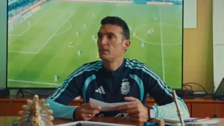 VIDEO | Mundial 2026: el emotivo cruce entre Scaloni y Martín Palermo en plena conferencia