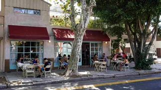 Mejores restaurantes escondidos en Colegiales: cuánto cuesta comer