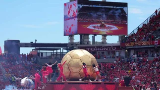 Video: el Mundial llegó a Canadá, con una impactante segunda ceremonia de apertura