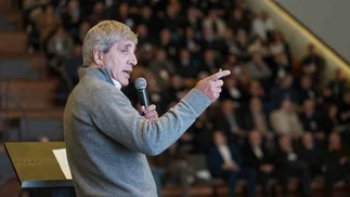 Un dato que dio Luis Caputo explica por qué hubo déficit fiscal en junio
