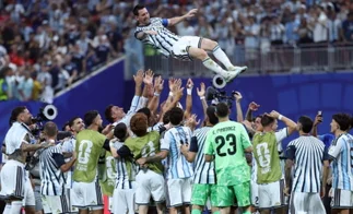 Messi se retiró de la selección y sus compañeros le dedicaron emocionantes mensajes