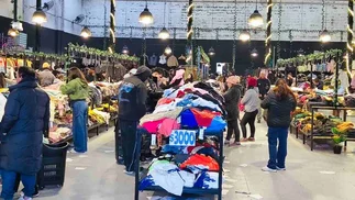 El outlet de ropa que es furor en el Conurbano con precios insuperables