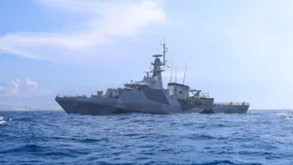 El Gobierno sube la tensión con Gran Bretaña y protesta por incursión de un buque militar