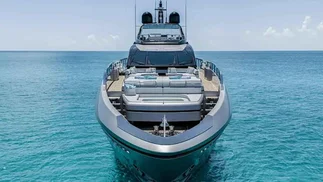 El nuevo yate de David Beckham de 22 millones de euros que parece un hotel flotante