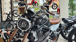 Por qué están desapareciendo las motos eléctricas de las calles argentinas