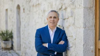 Experto argentino revela cómo volverse un empleado que las empresas quieran contratar