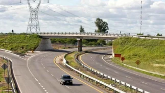 Caputo anunció un proyecto para licitar 5.000 kilómetros de ruta 'con impuesto cero'