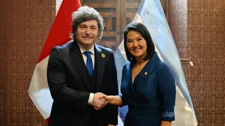 Milei se reunió con Keiko Fujimori antes de la asunción presidencial en Perú