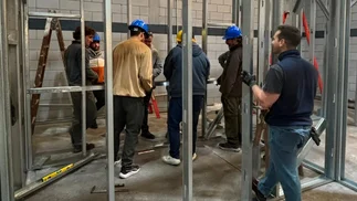 Barbieri lanzó Academia consulsteel para formar especialistas en construcción en seco