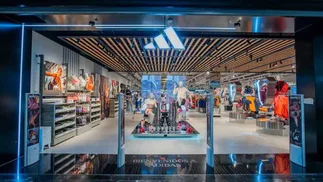 Outlet de adidas liquida zapatillas con 50% de descuento en septiembre