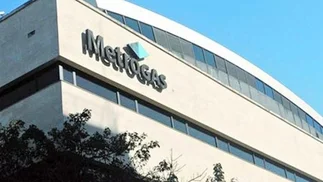 Caputo facilita la venta de Metrogas a Edenor por u$s780 millones