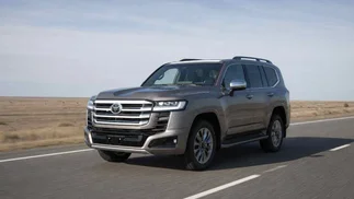 Toyota lanza el nuevo SUV Land Cruiser híbrido: cuánto sale y cómo es