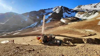 Minera Daura Gold acelera su plan por el oro y la plata de Santa Cruz