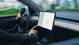 Autos del futuro: por qué las pantallas le ganan a los botones